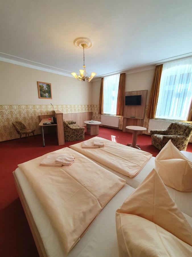 Hotel Garni Dekorahaus باد سشاندو المظهر الخارجي الصورة